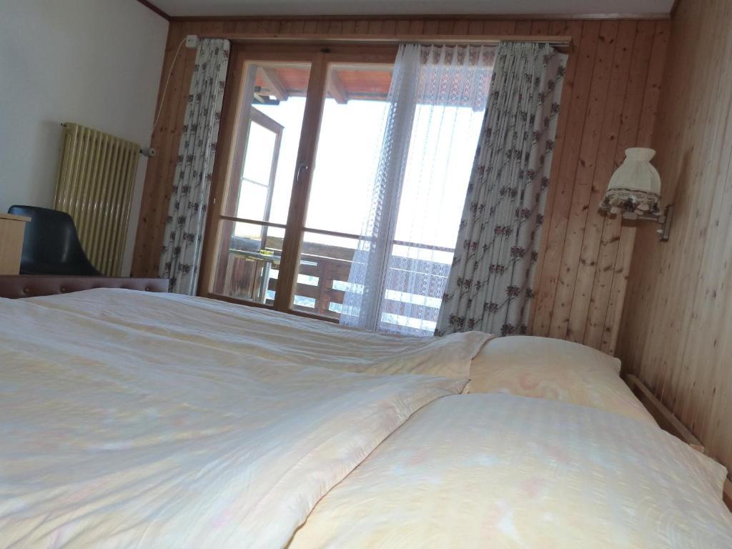 Hotel Bellevue Heiligenschwendi Quarto foto